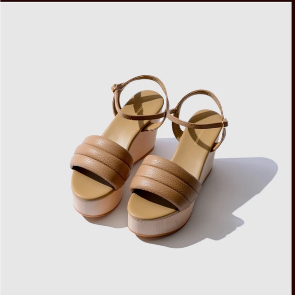 Beatrice Valenzuela Wedges (Sand color) - Picture 7 of 7